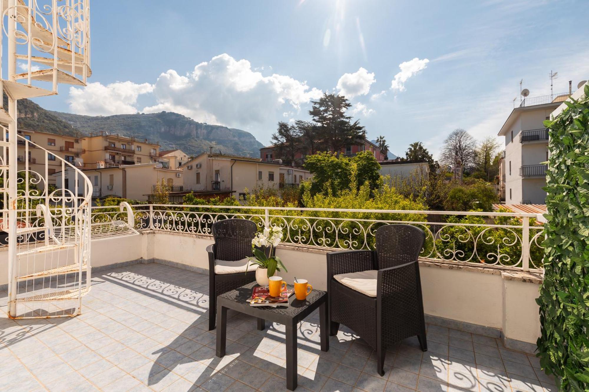 Yourhome - Villa Sorrento Meta Exterior foto